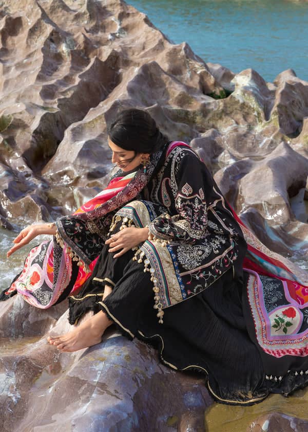 Sadaf Fawad Khan Siraa Lawn 26/Kohl