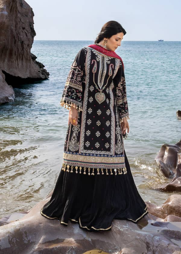 Sadaf Fawad Khan Siraa Lawn 26/Kohl