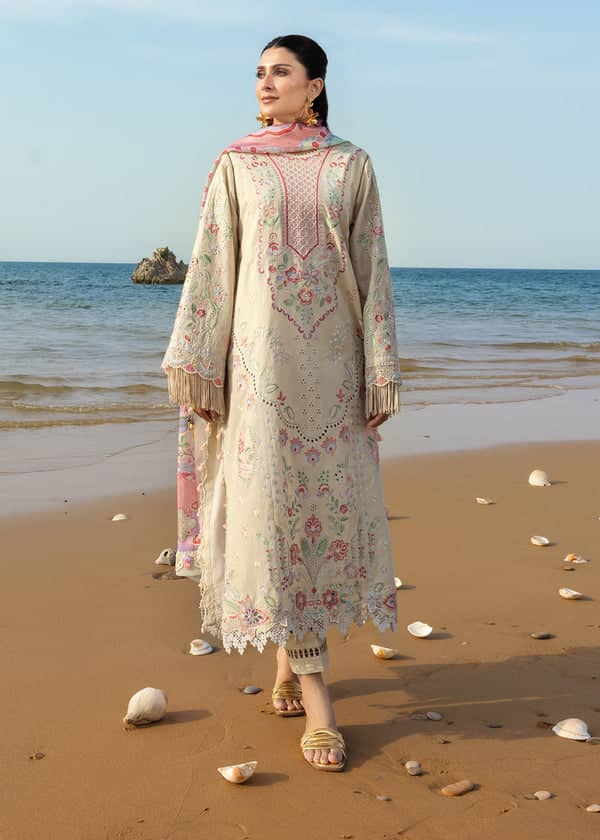 Sadaf Fawad Khan Siraa Lawn 26/Sunehri