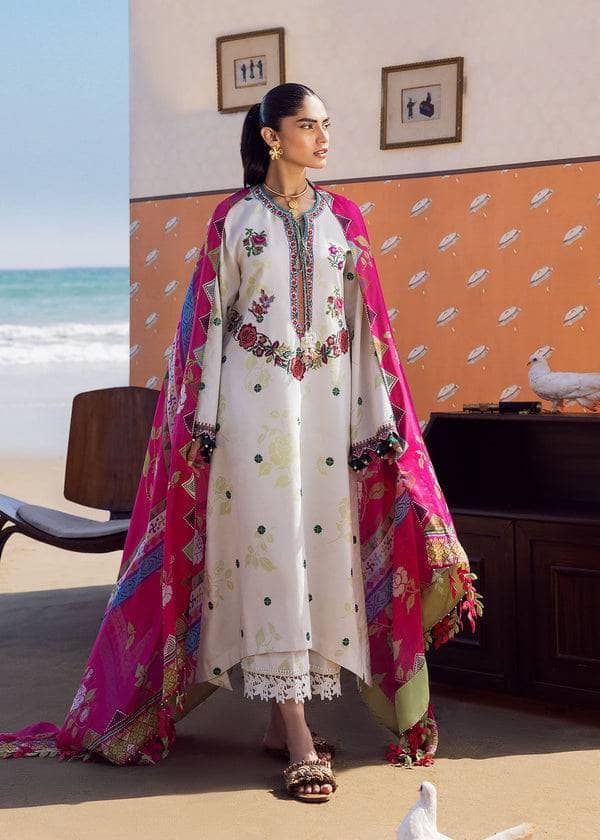 img_sadaf_fawad_khan_awwal_boutique