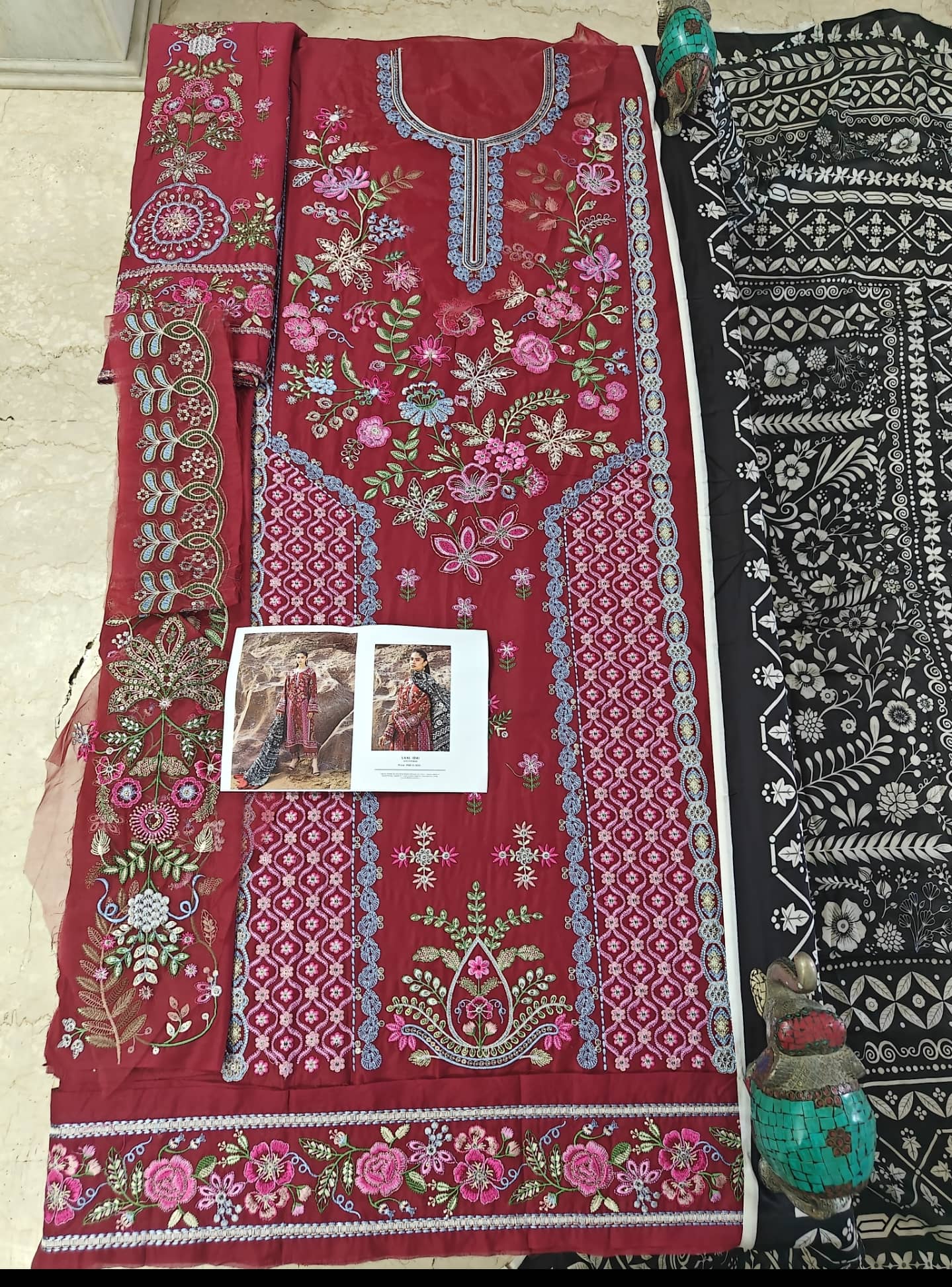 img_sadaf_fawad_khan_lawn_awwal_boutique