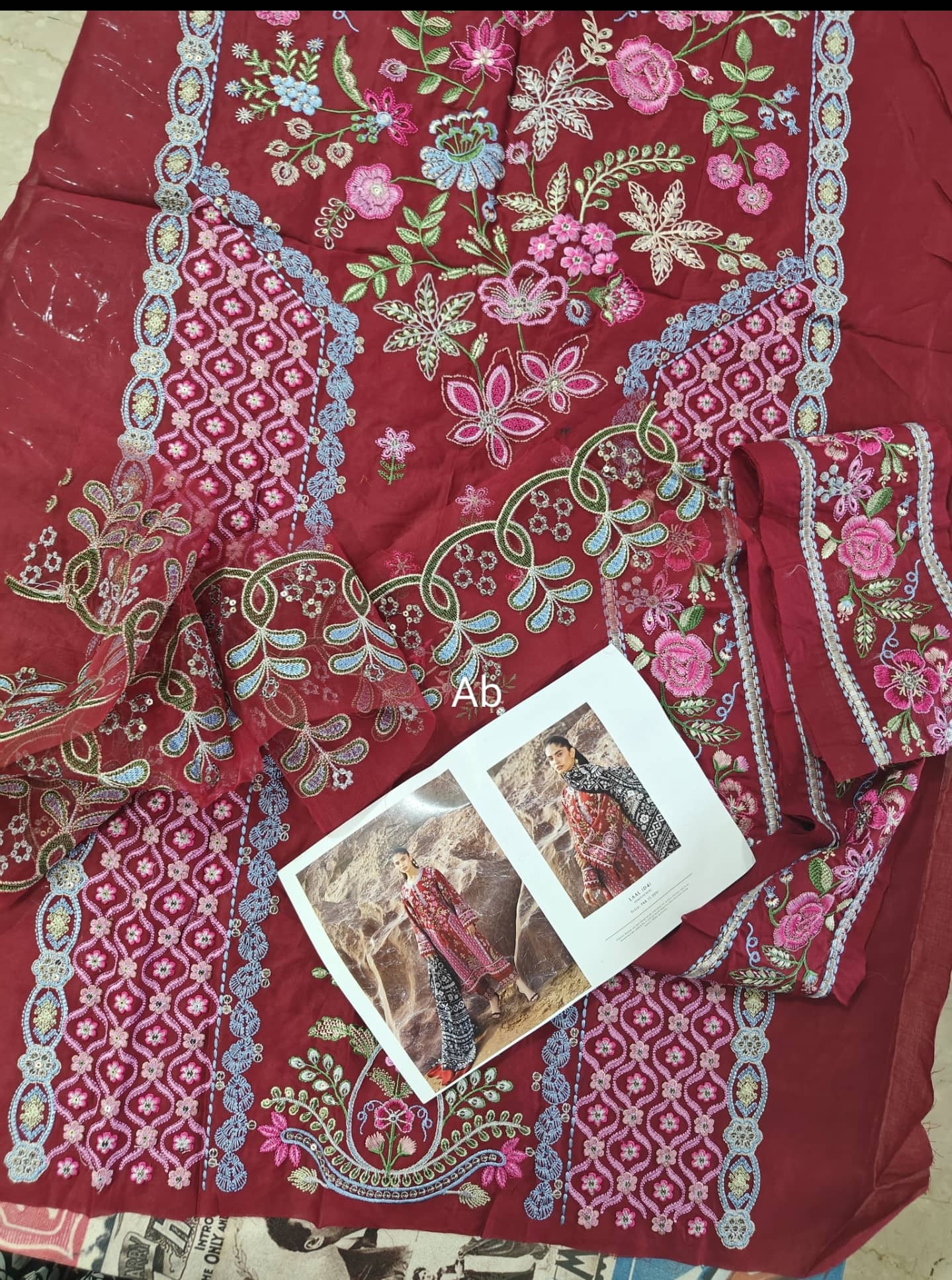 Open Pic/Sadaf Fawad Khan Siraa Lawn 26/Laal