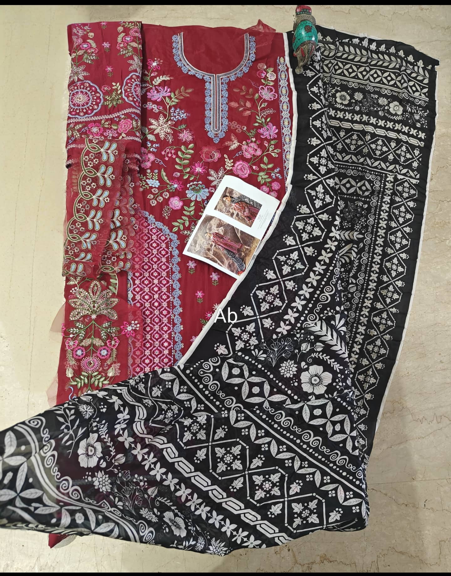 img_sadaf_fawad_khan_lawn_awwal_boutique