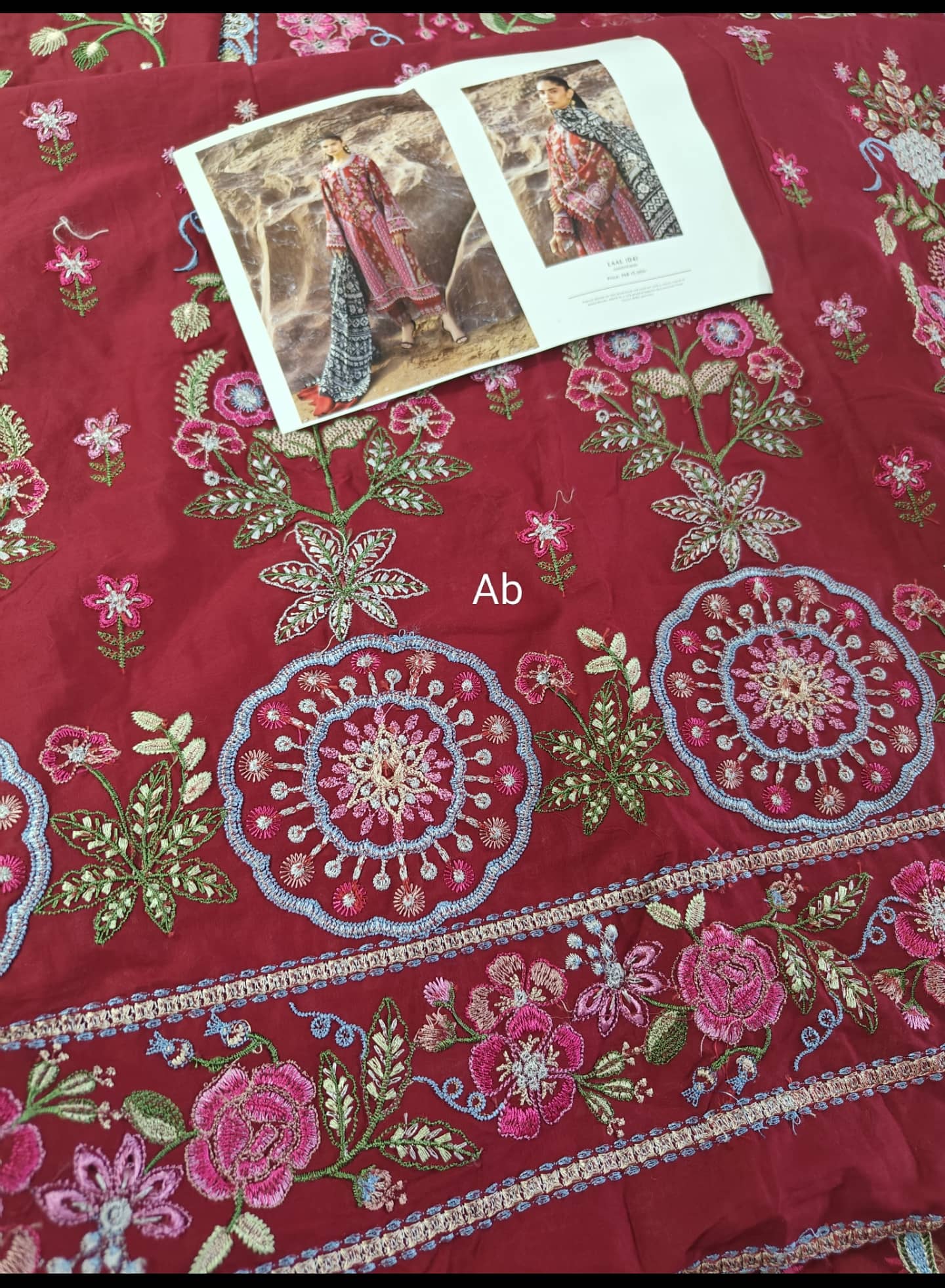 Open Pic/Sadaf Fawad Khan Siraa Lawn 26/Laal