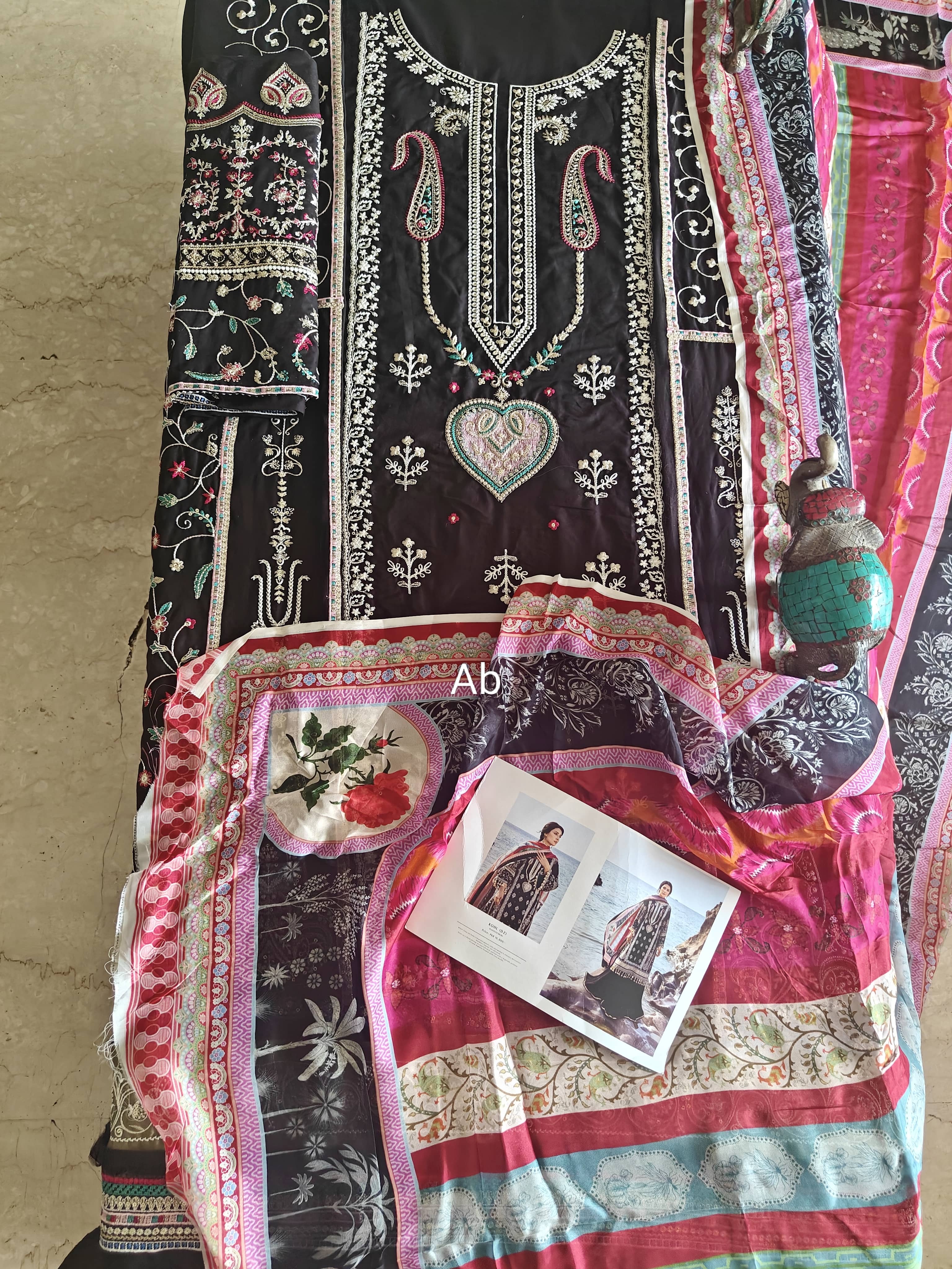 Open Pic/Sale‼️Sadaf Fawad Khan Siraa Lawn 26/Kohl