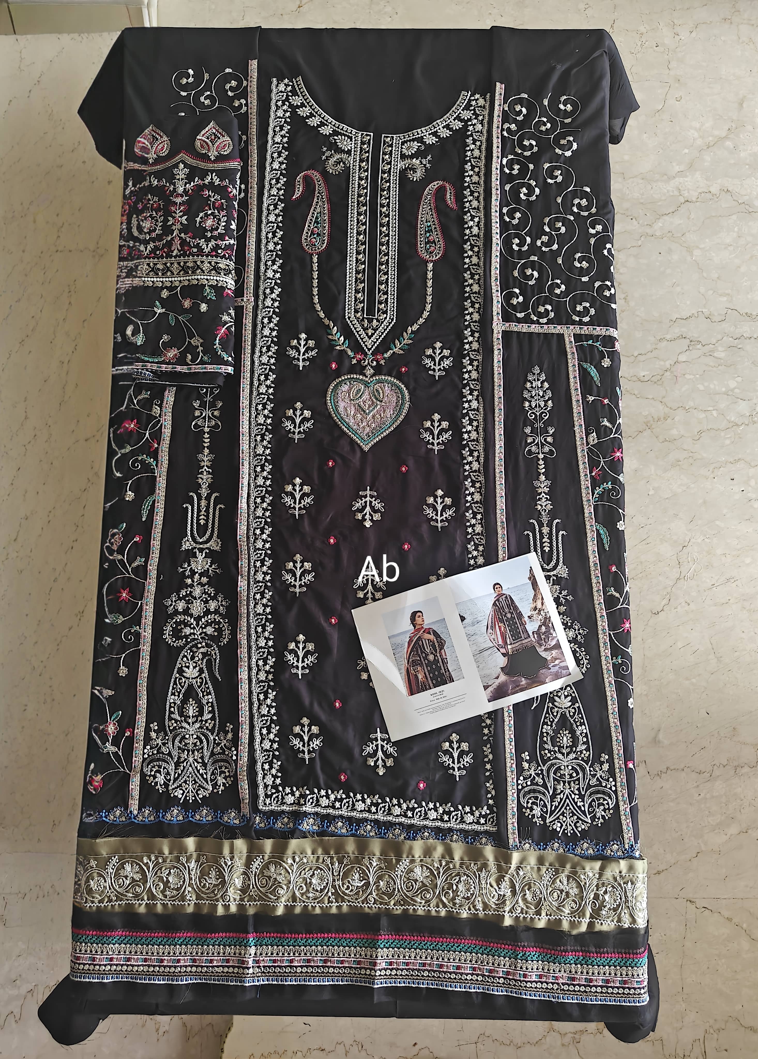 Open Pic/Sale‼️Sadaf Fawad Khan Siraa Lawn 26/Kohl