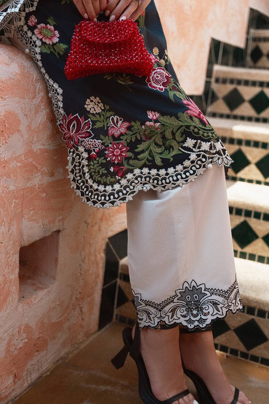 img_saira_rizwan_lawn_awwal_boutique