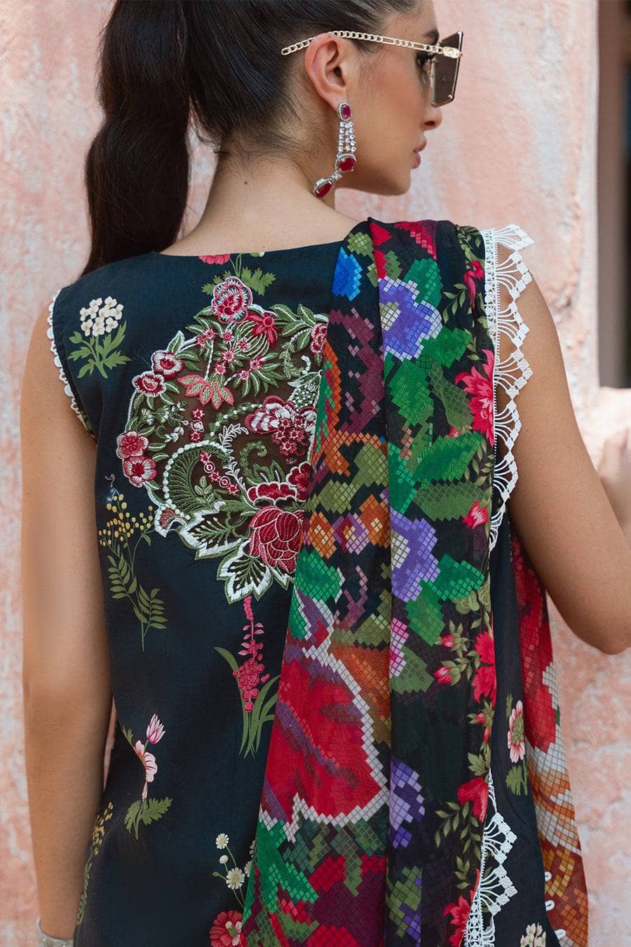 img_saira_rizwan_lawn_awwal_boutique