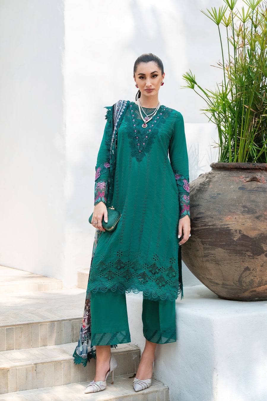 img_saira_rizwan_awwal_boutique