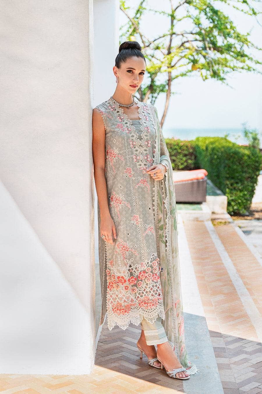 img_saira_rizwan_lawn_awwal_boutique