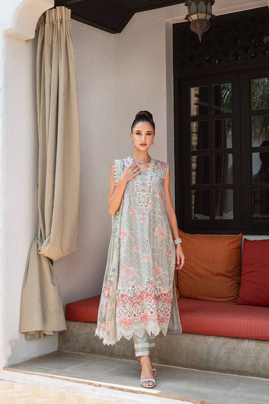 img_saira_rizwan_lawn_awwal_boutique