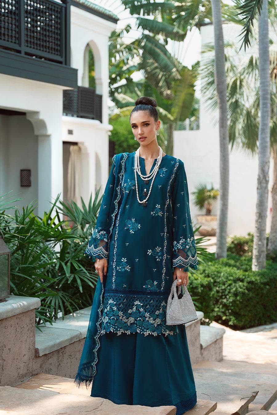 img_saira_rizwan_lawn_awwal_boutique