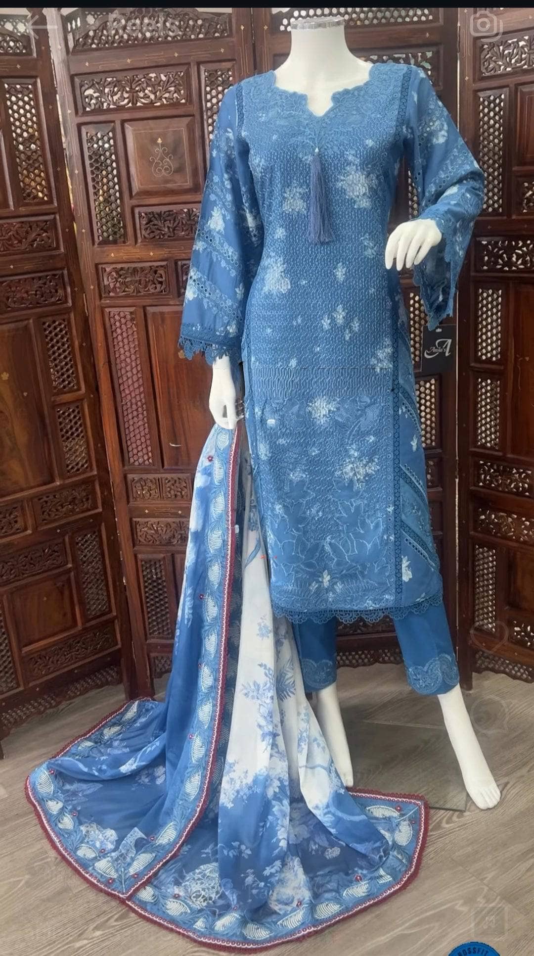 Stitched Look of Unstitched Saira Shakira Lawn 25/Cecil A/Size - XL L M S