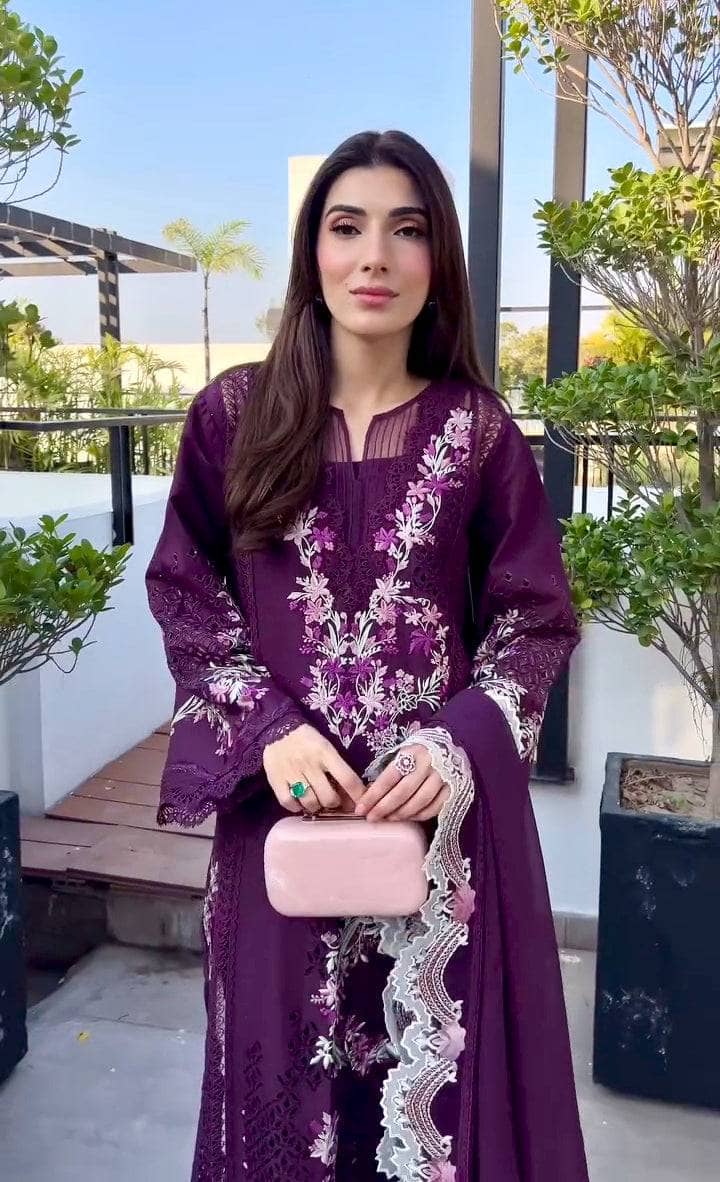 Spotted in Saira Shakira Lawn 25/25/Dahlia -B/Grape