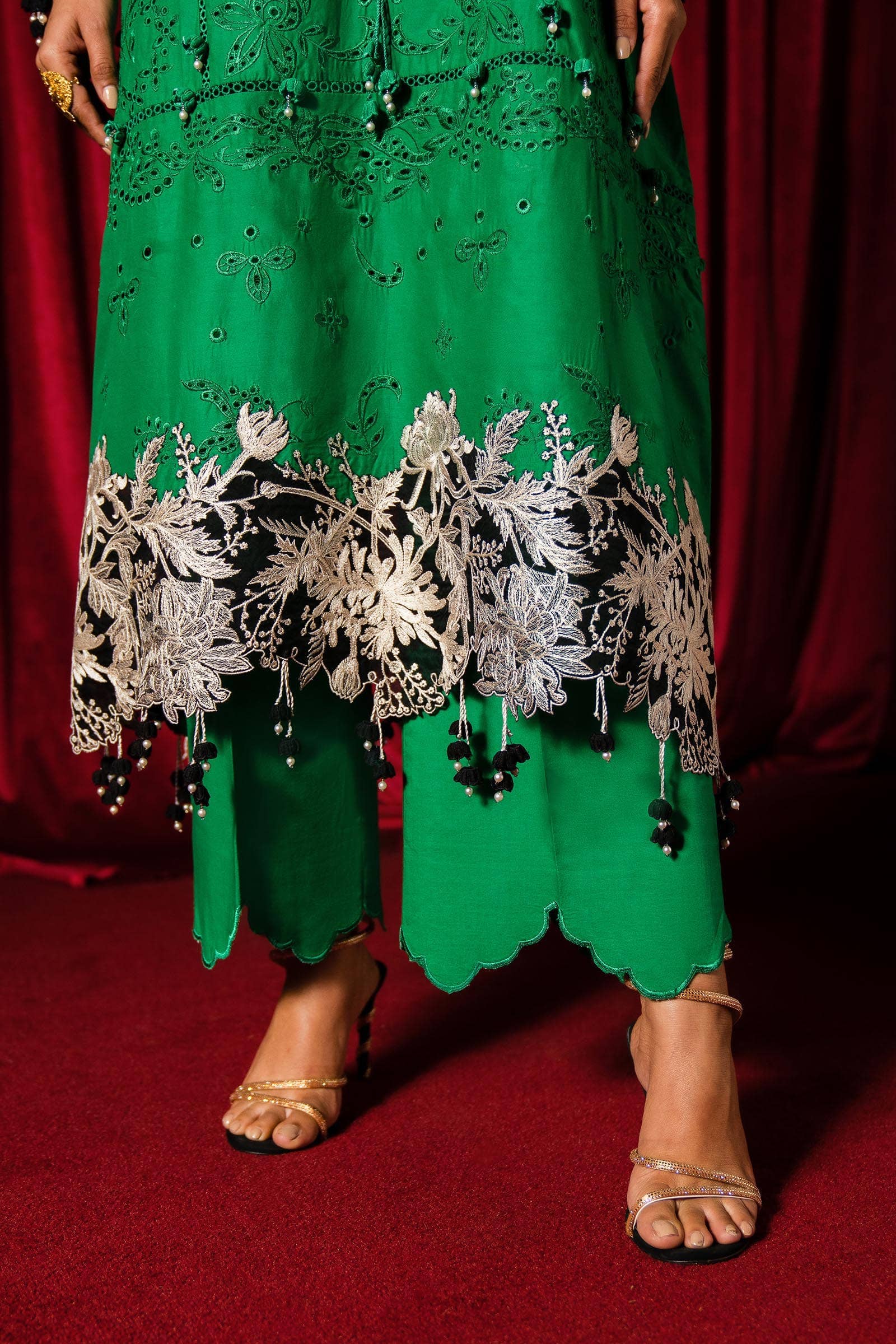 img_sana_safinaz_lawn_24_awwal_boutique