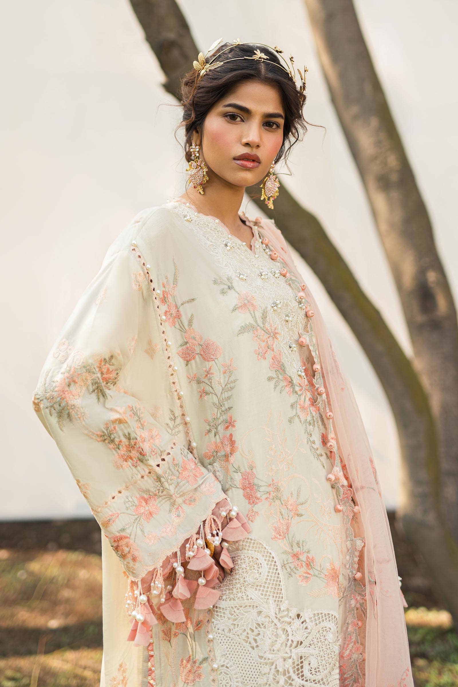 img_sana_safinaz_lawn_24_awwal_boutique