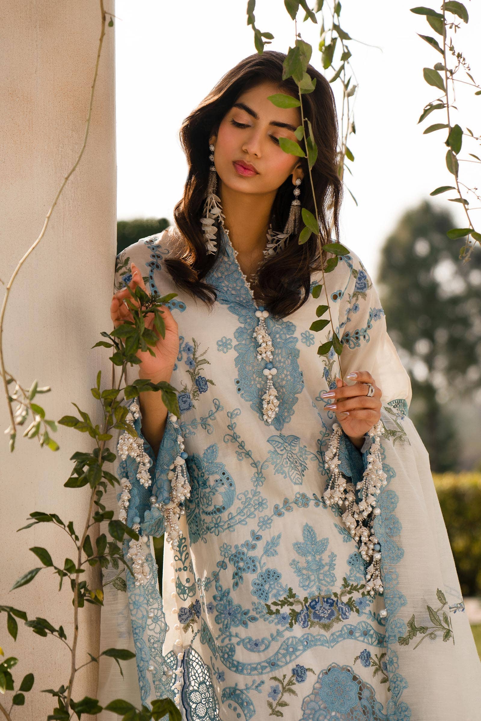 img_sana_safinaz_lawn_24_awwal_boutique