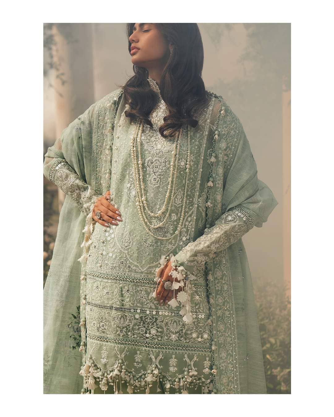 img_sana_safinaz_lawn_24_awwal_boutique