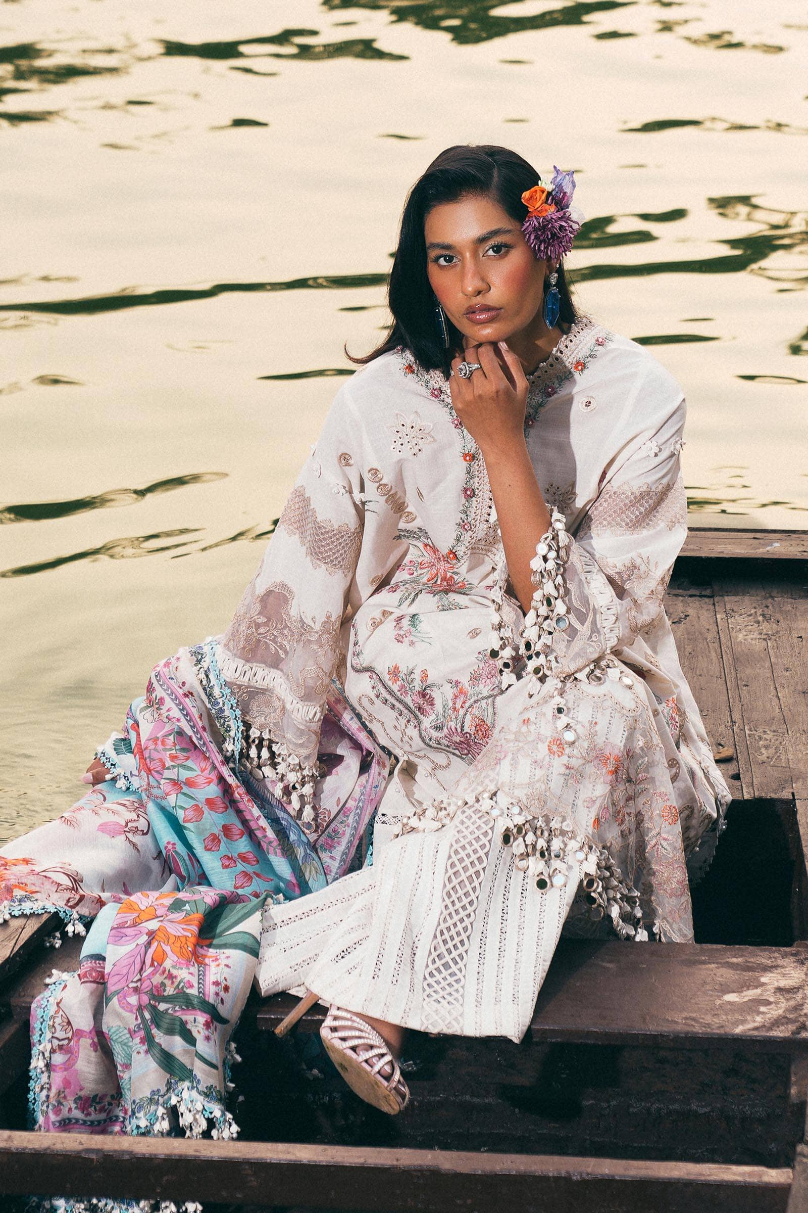 Sana Safinaz Lawn Pakistani Suit Sana Safinaz Luxury Lawn 25/10B