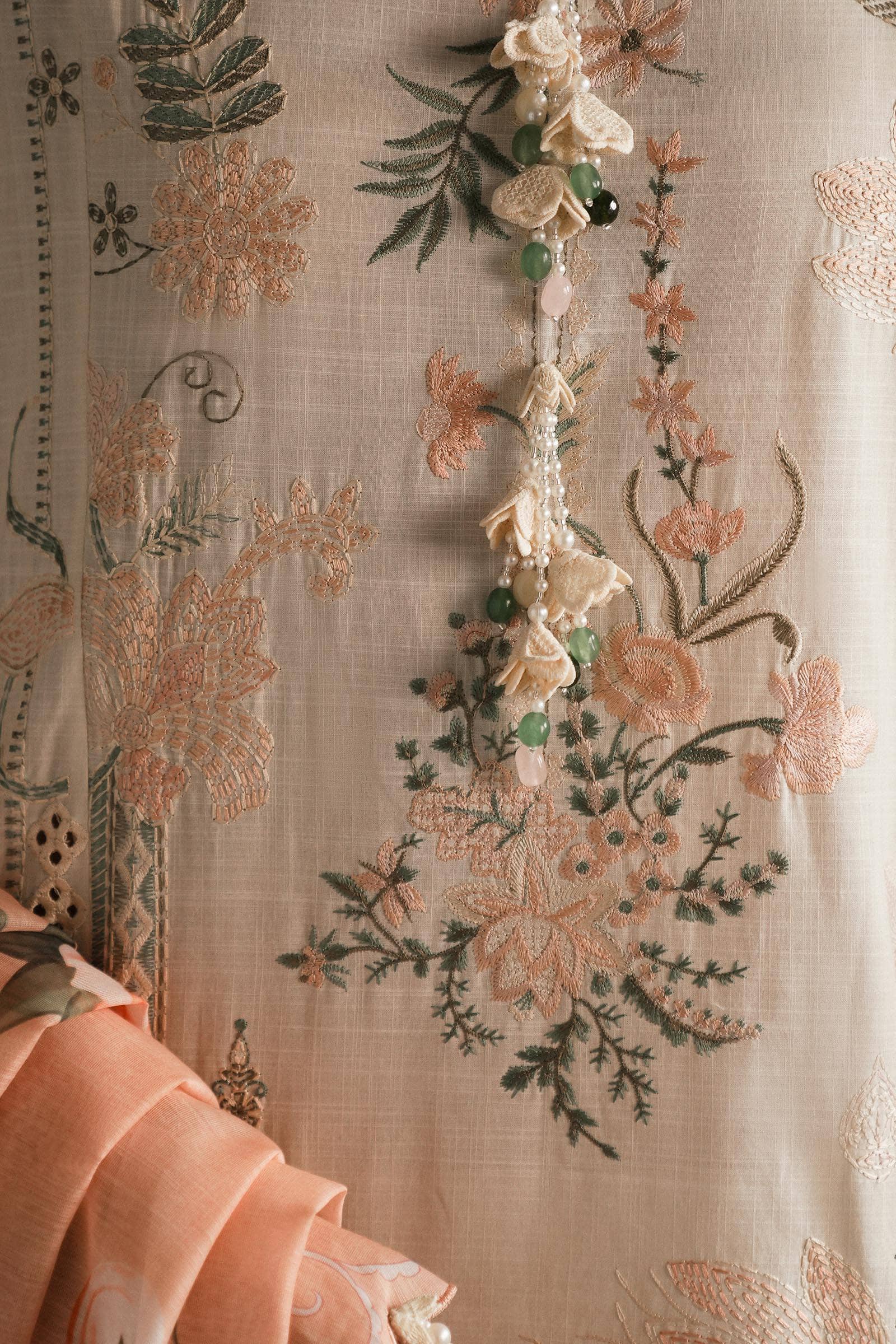 img_sana_safinaz_luxury_lawn_25_awwal_boutique