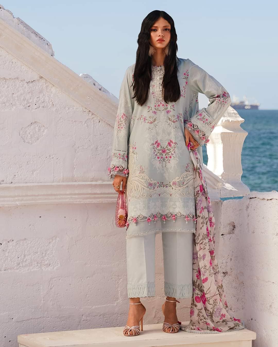 img_sana_safinaz_muzlin_24_awwal_boutique