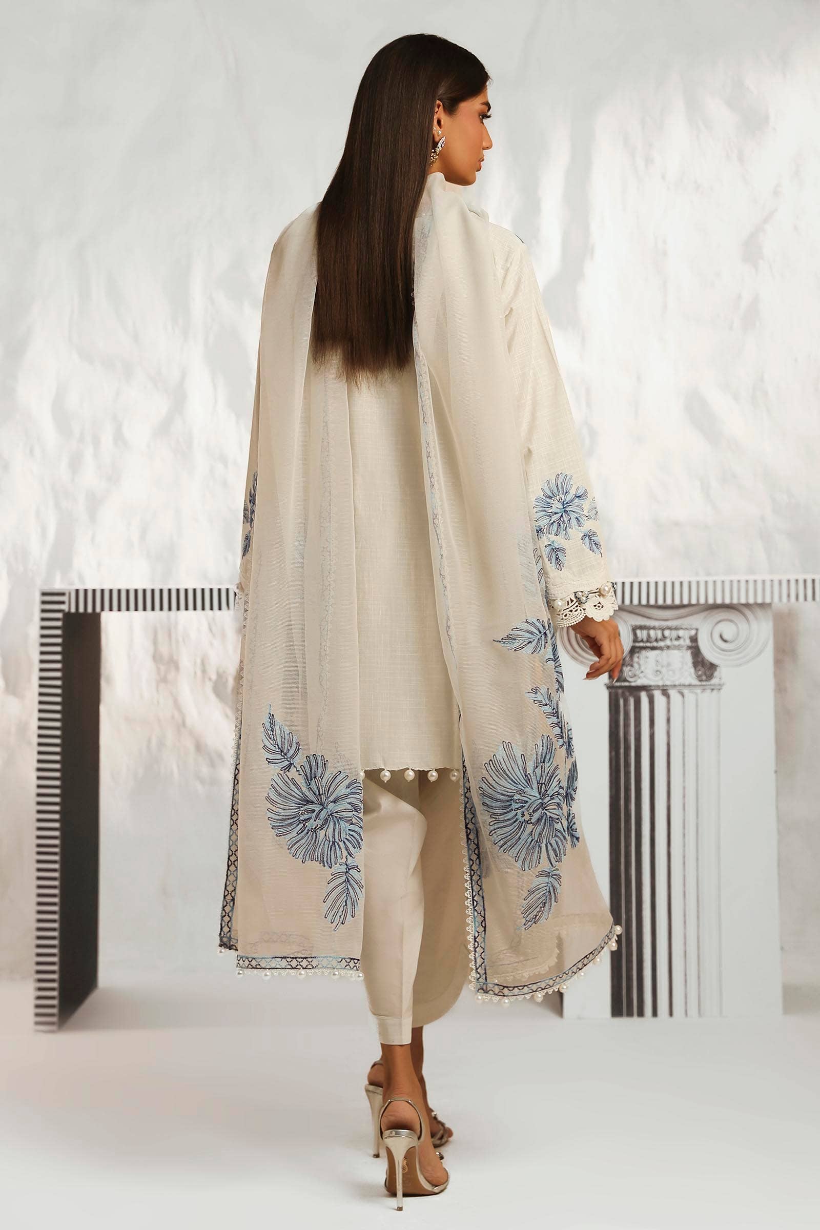 img_sana_safinaz_muzlin_vol_2_awwal_boutique