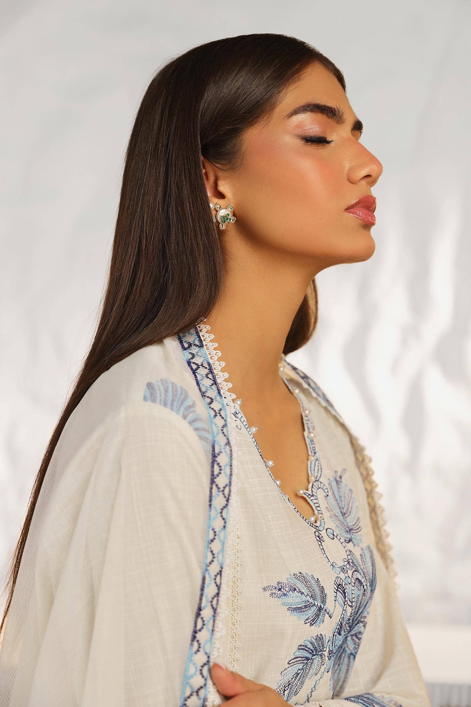 img_sana_safinaz_muzlin_vol_2_awwal_boutique