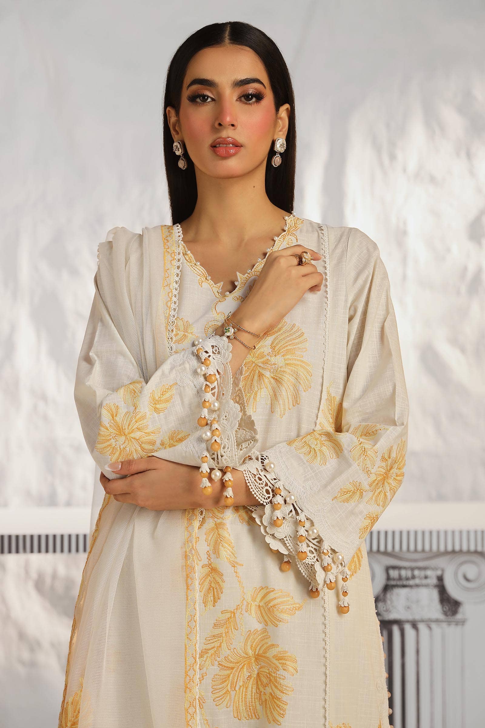 img_sana_safinaz_muzlin_vol_2_awwal_boutique
