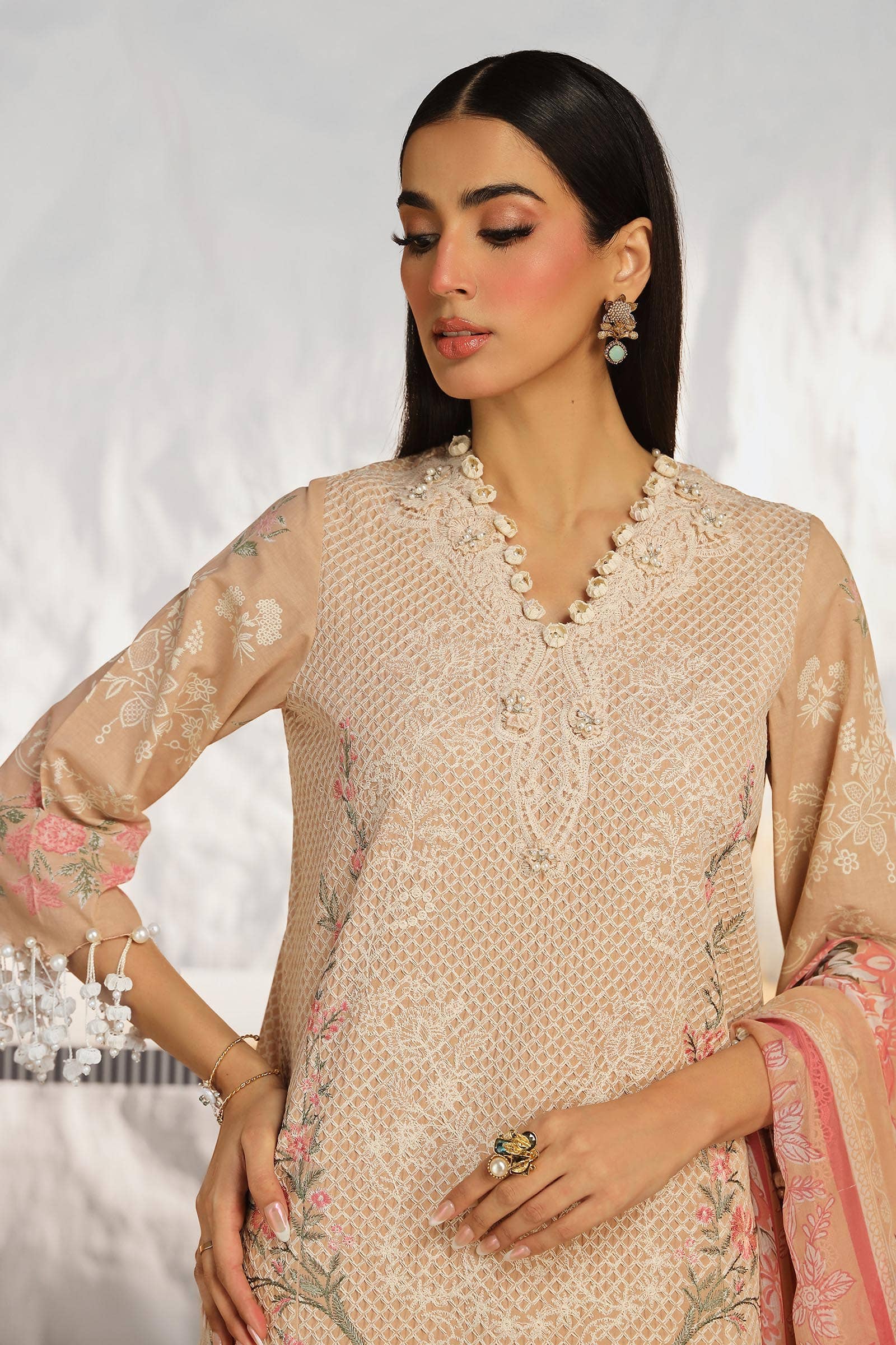 img_sana_safinaz_muzlin_vol_2_awwal_boutique