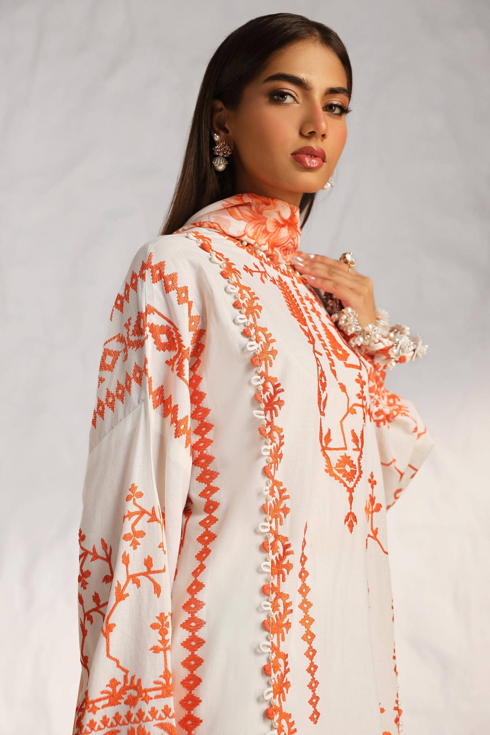 img_sana_safinaz_muzlin_vol_2_awwal_boutique
