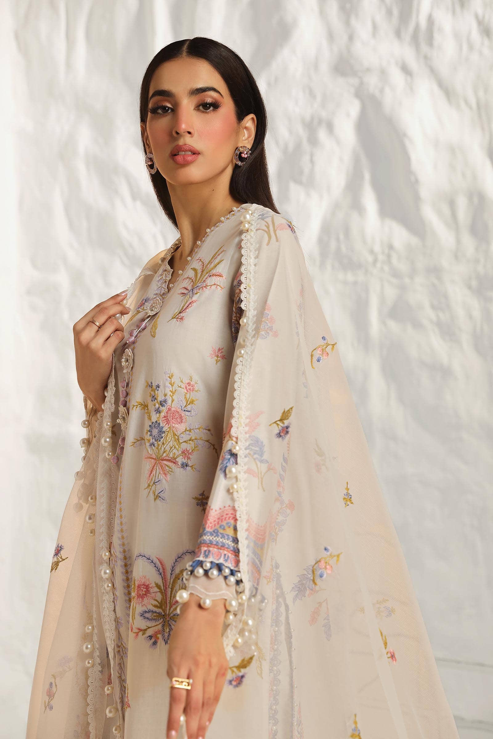 img_sana_safinaz_muzlin_vol_2_awwal_boutique
