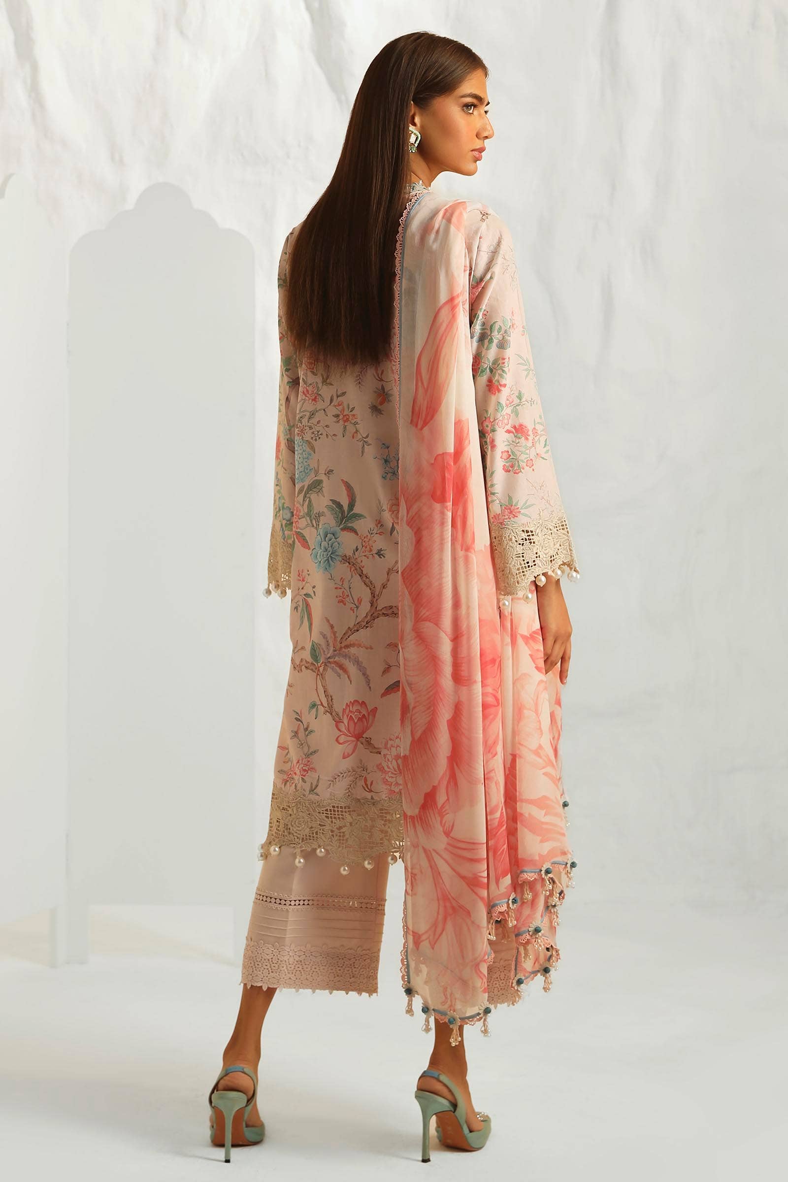 img_sana_safinaz_muzlin_vol_2_awwal_boutique