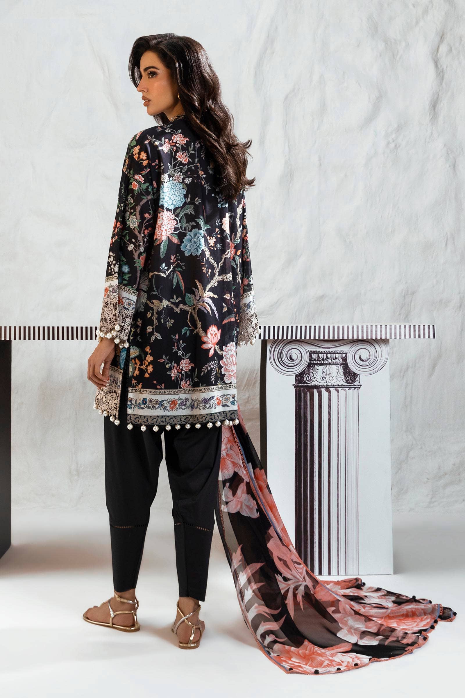 img_sana_safinaz_muzlin_vol_2_awwal_boutique