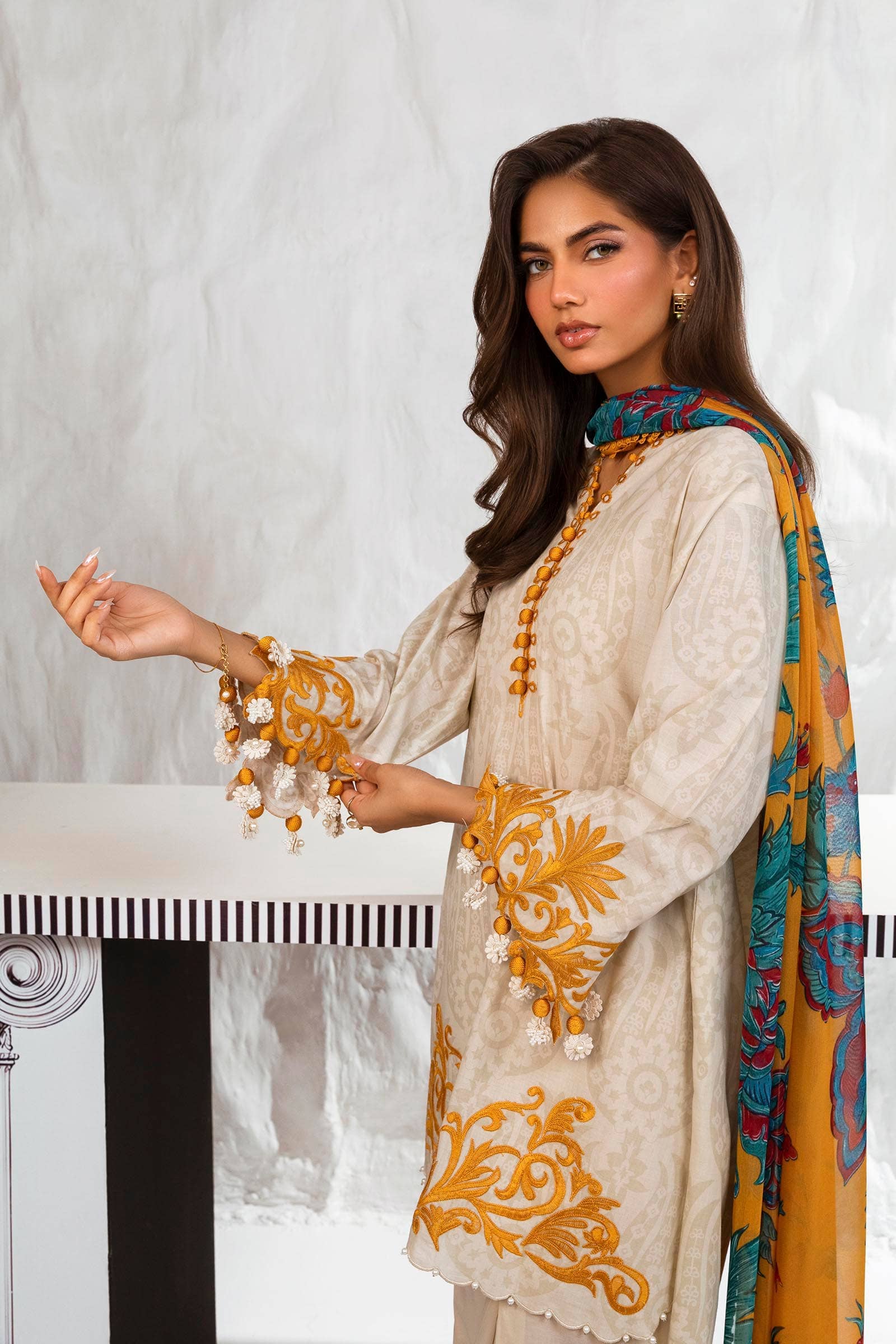 img_sana_safinaz_muzlin_vol_2_awwal_boutique