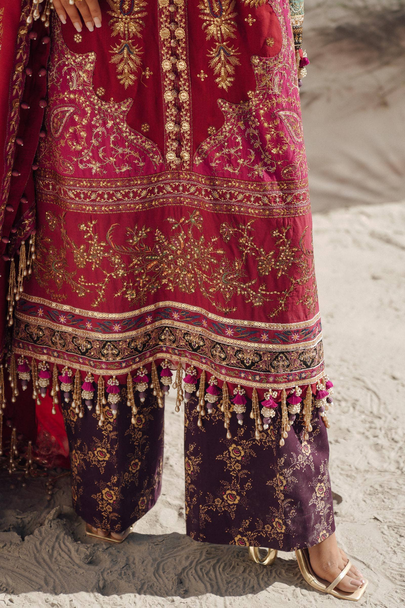 img_sana_safinaz_winter_shawl_collection_awwal_boutique