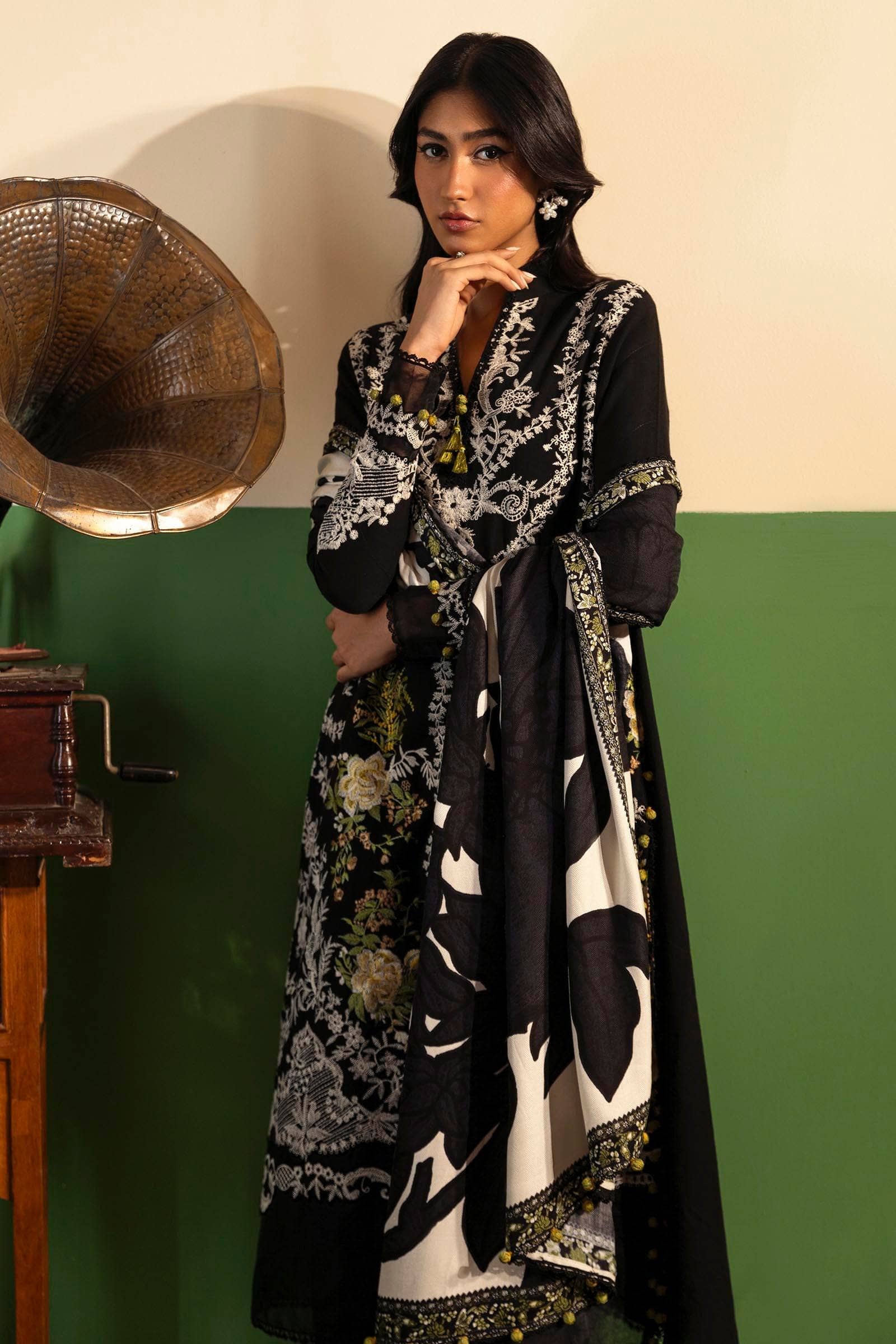 img_sana_safinaz_muzlin_24_fall_edit_24_awwal_boutique