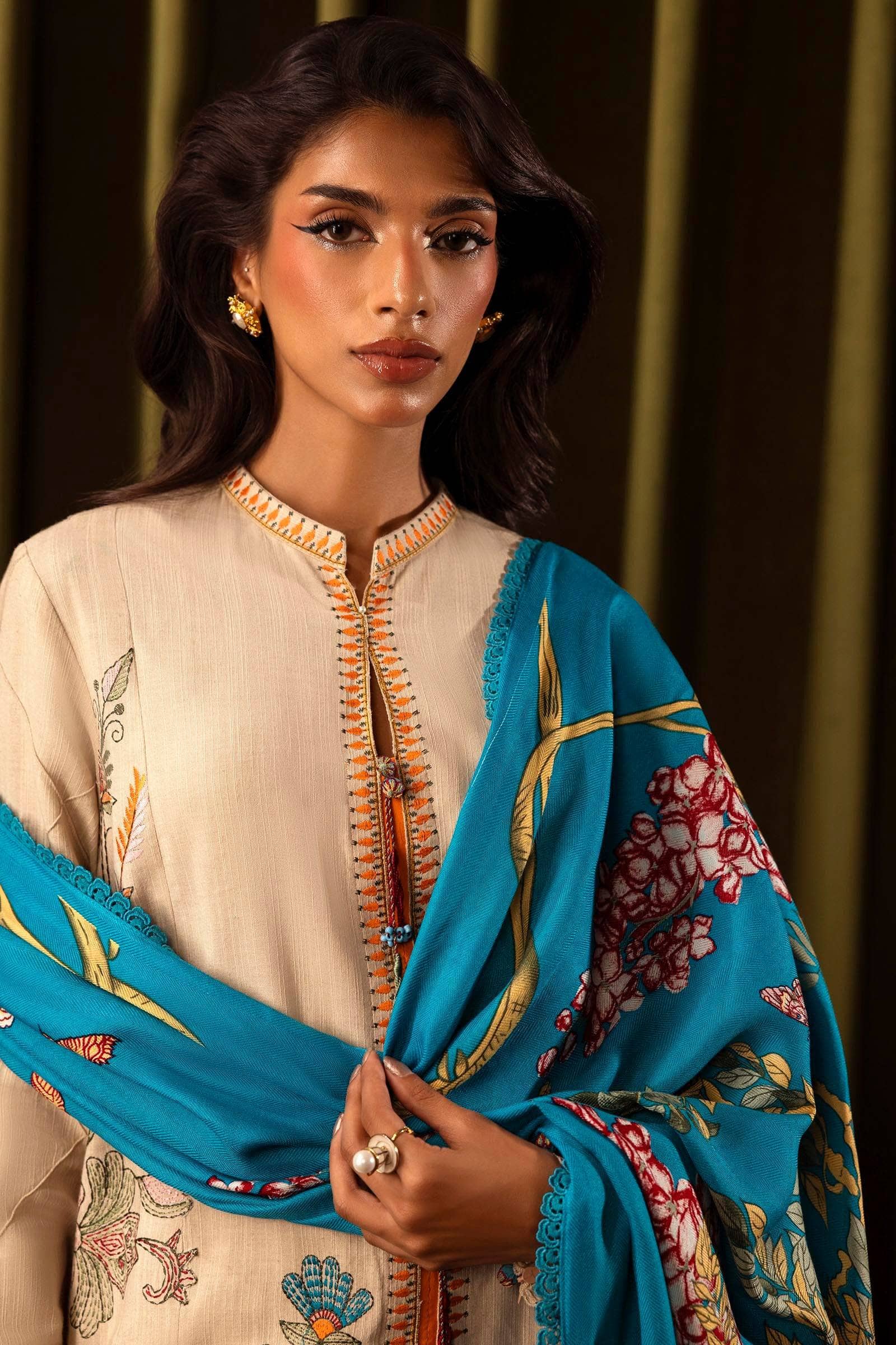 img_sana_safinaz_muzlin_24_fall_edit_24_awwal_boutique