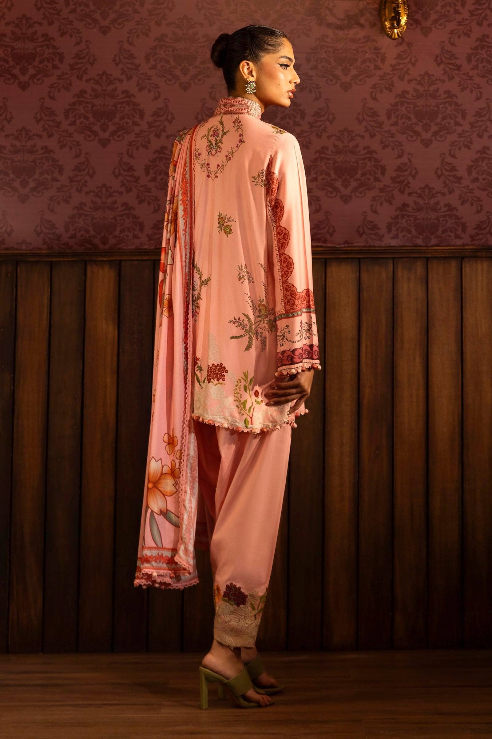 img_sana_safinaz_muzlin_24_fall_edit_24_awwal_boutique
