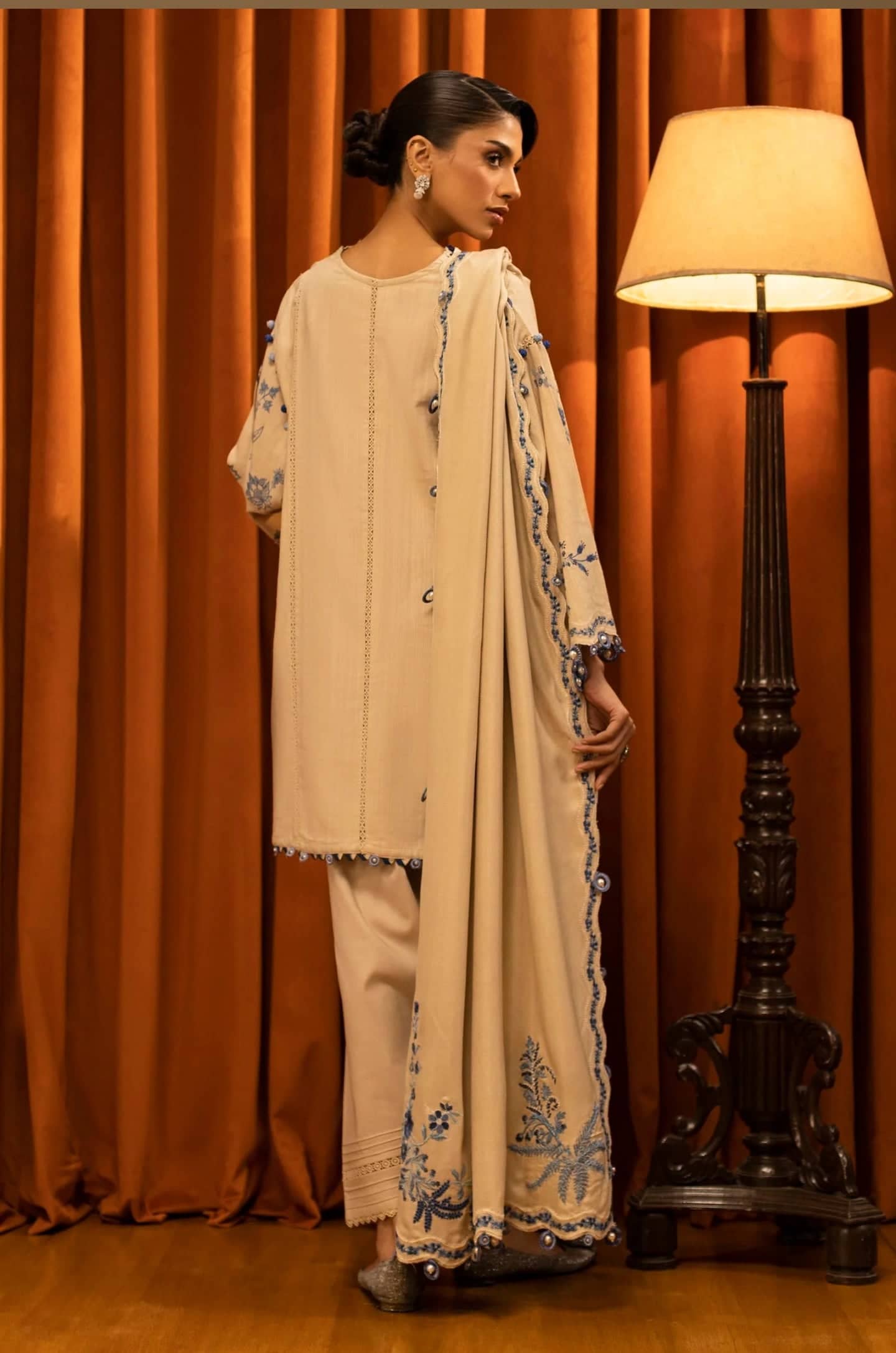 Sana Safinaz Luxury Winter Collection Sana Safinaz Muzlin Winter 25/11 A