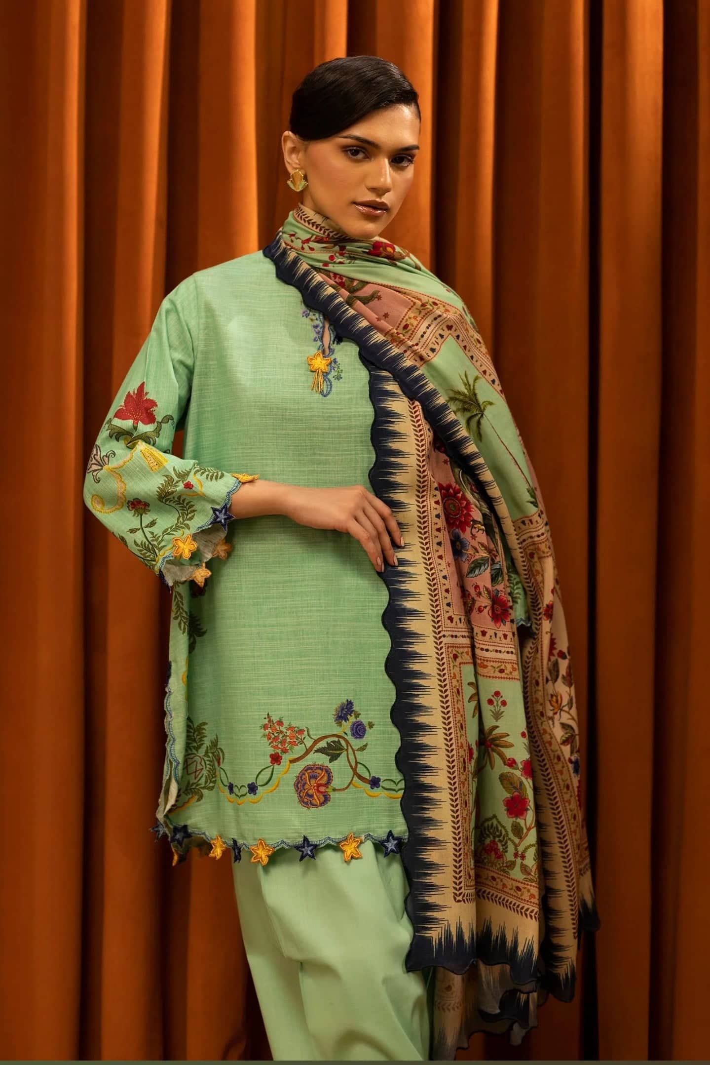 Sana Safinaz Luxury Winter Collection Sana Safinaz Muzlin Winter 25/4B