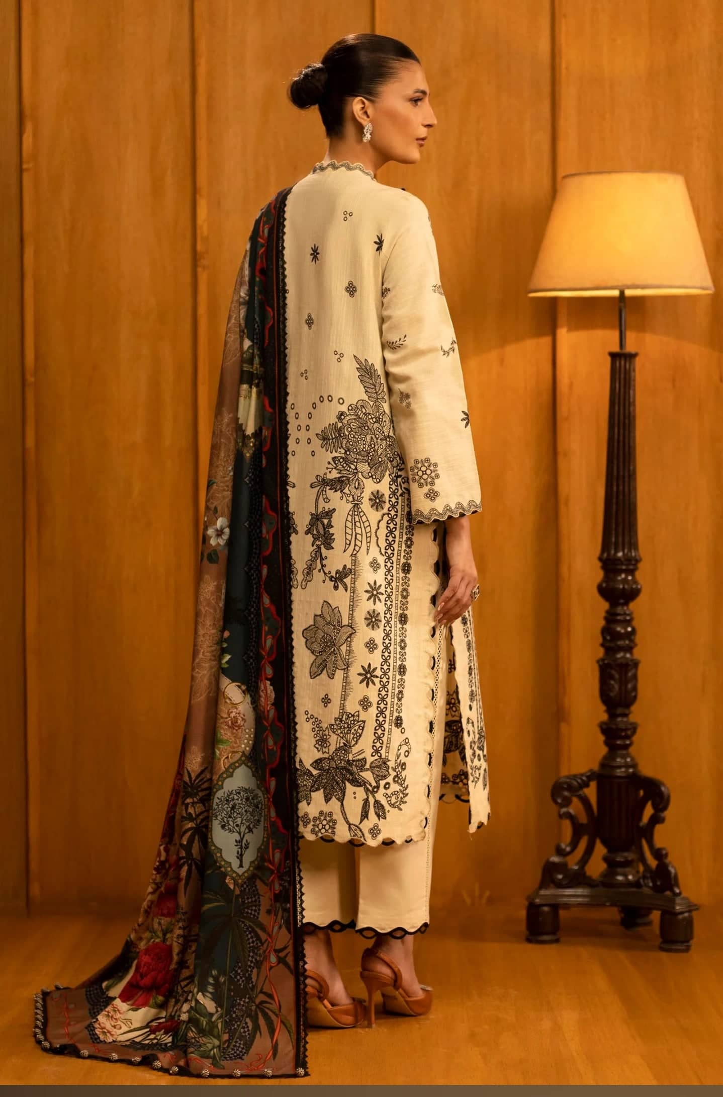 Sana Safinaz Luxury Winter Collection Sana Safinaz Muzlin Winter 25/5B