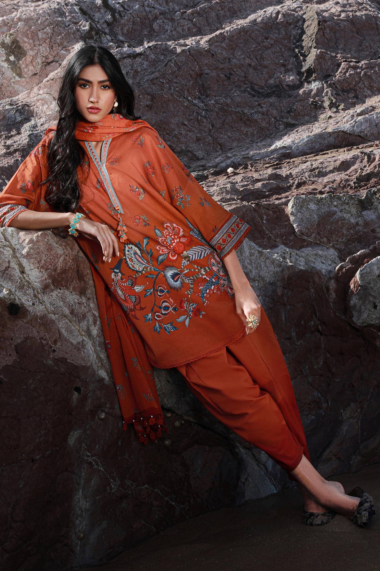 img_sana_safinaz_mahay_24_awwal_boutique