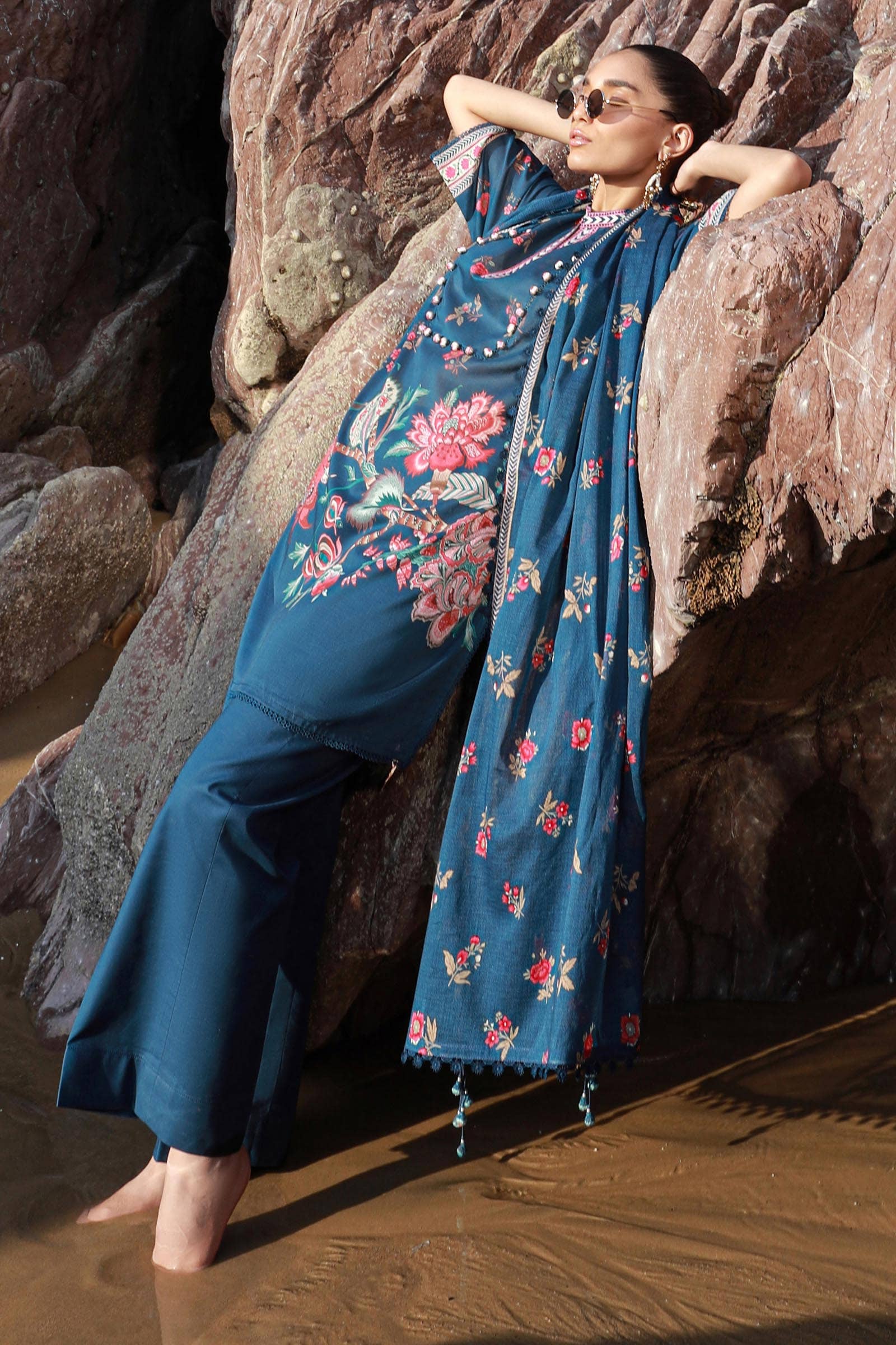 img_sana_safinaz_mahay_24_awwal_boutique