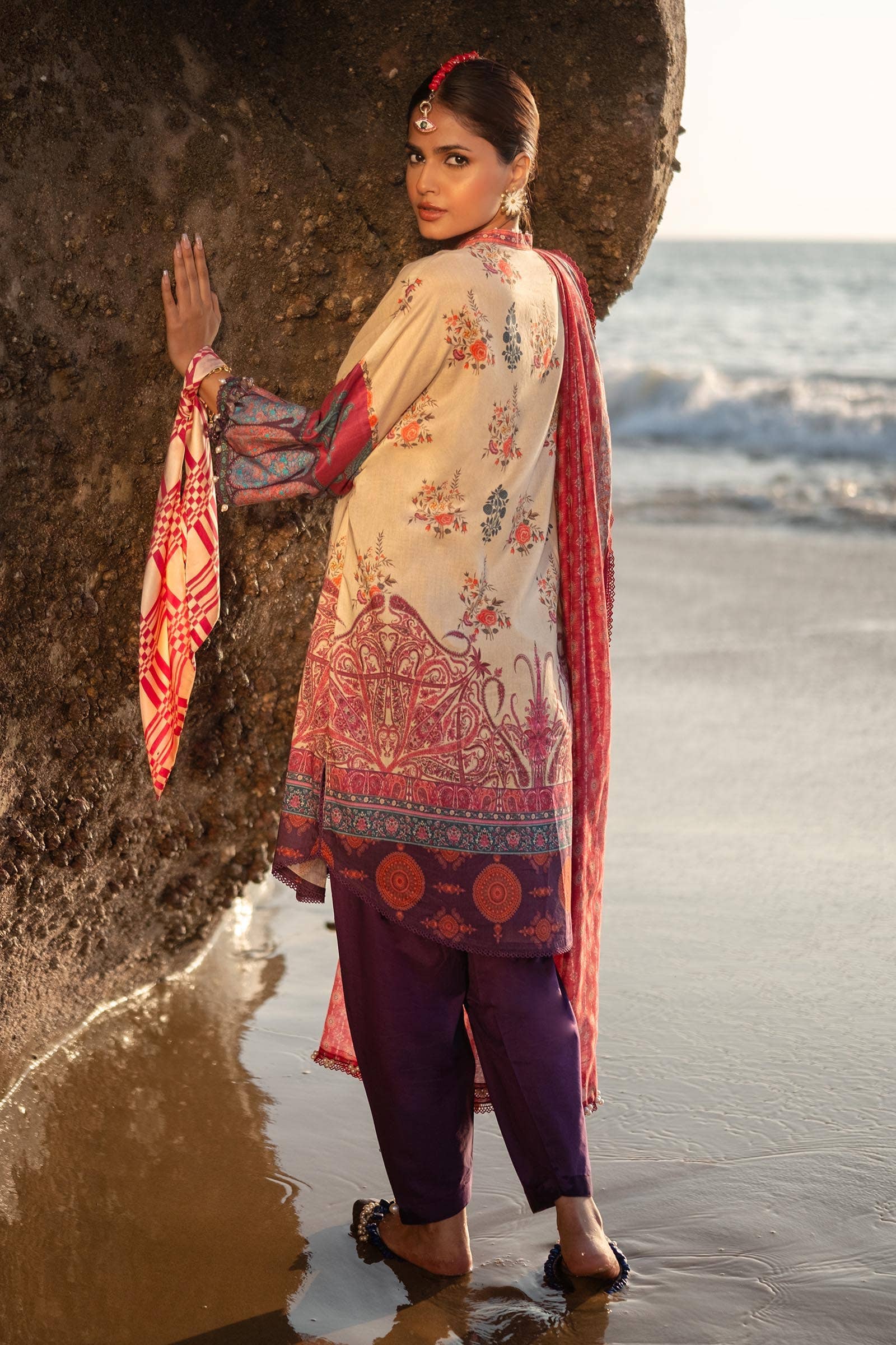 img_sana_safinaz_mahay_24_awwal_boutique