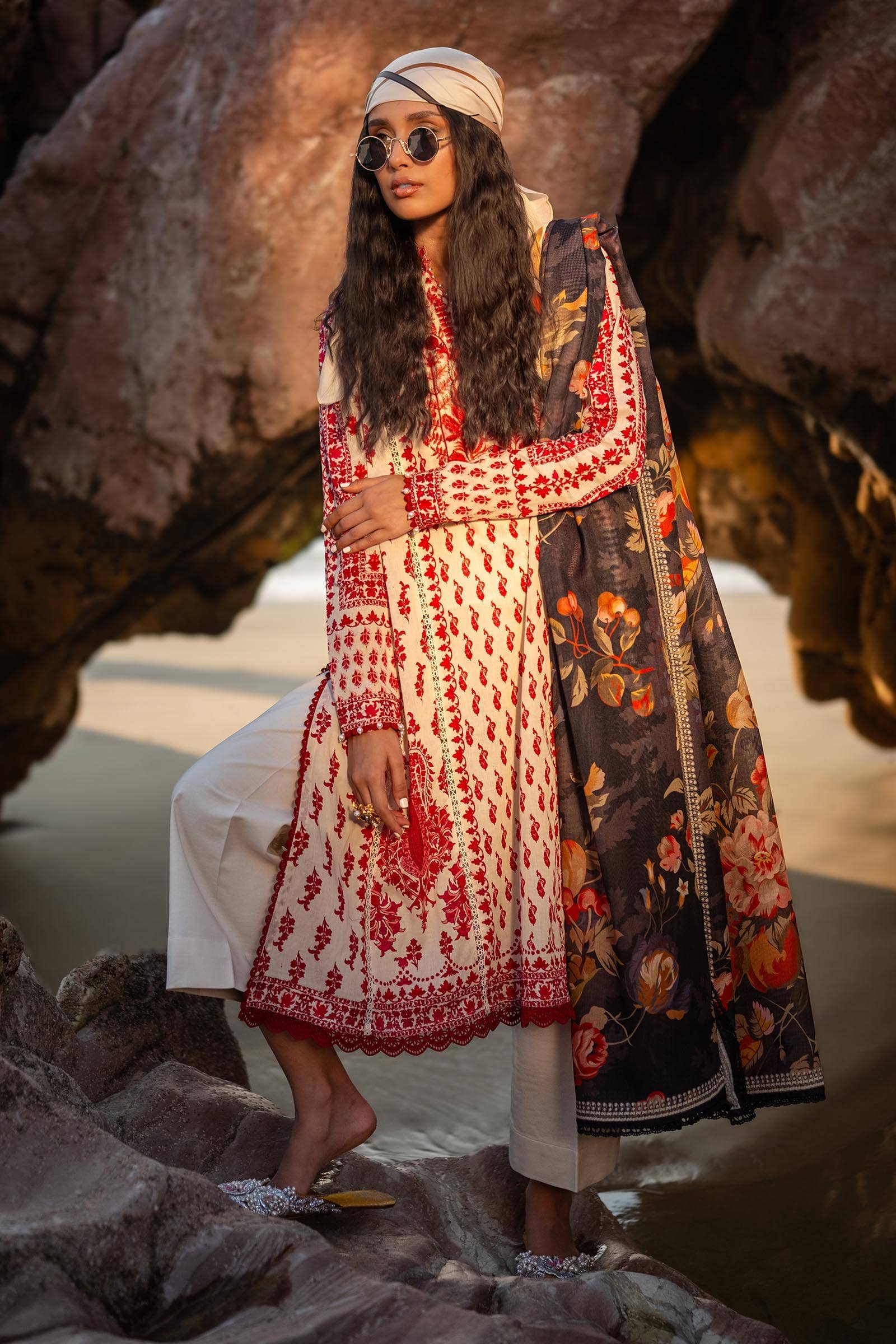 img_sana_safinaz_mahay_lawn_24_awwal_boutique