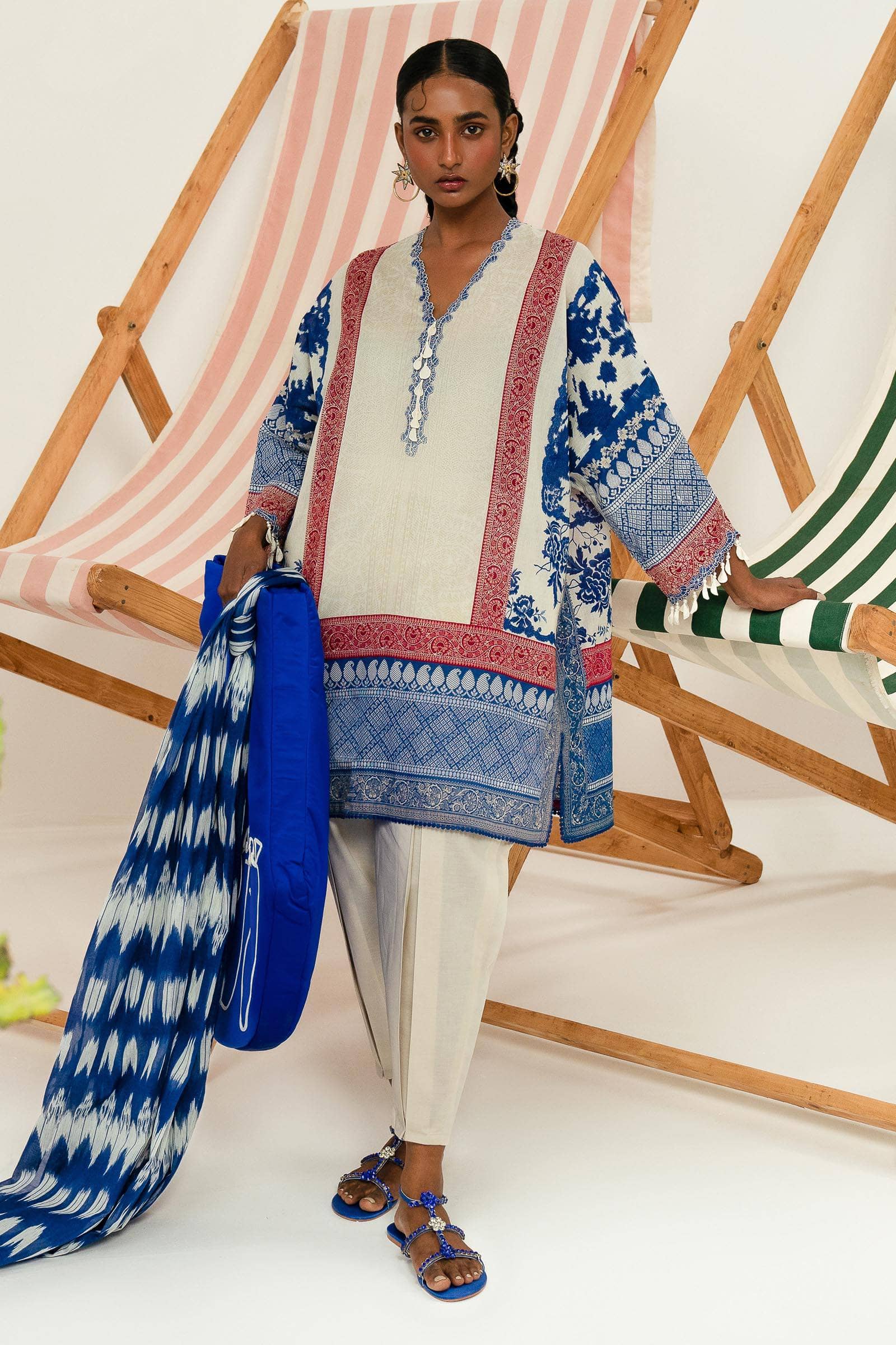 img_sana_safinaz_mahay_lawn_awwal_boutique