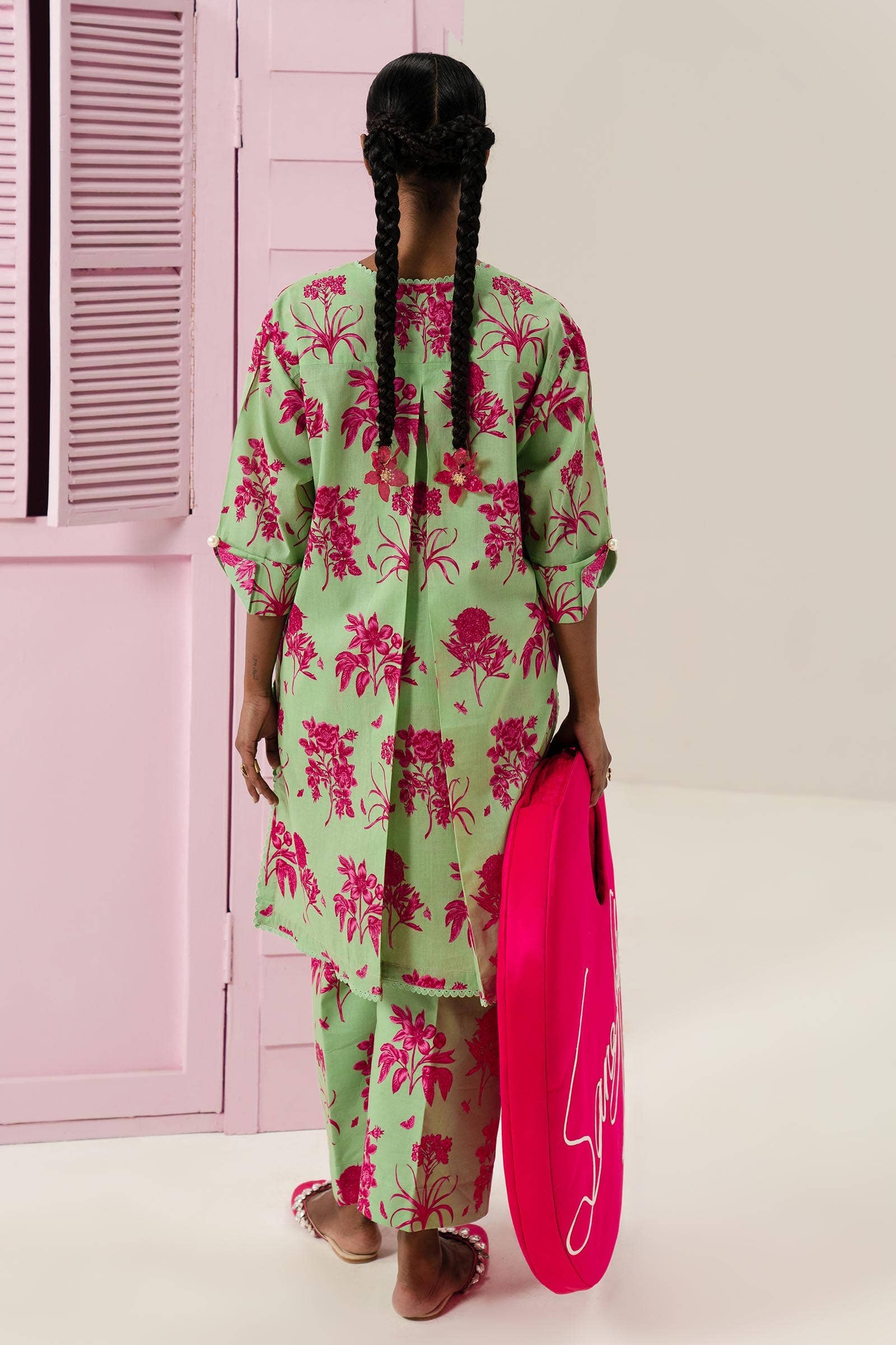 img_mahay_by_sana_safinaz_vol_2_awwal_boutique