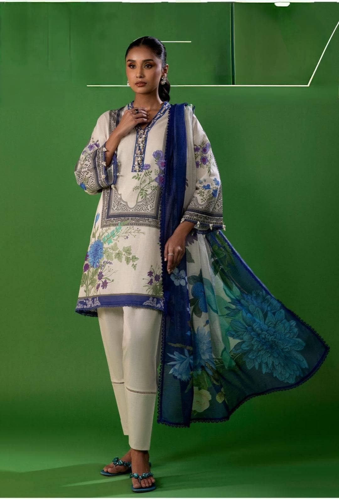 img_mahay_lawn_25_awwal_boutique