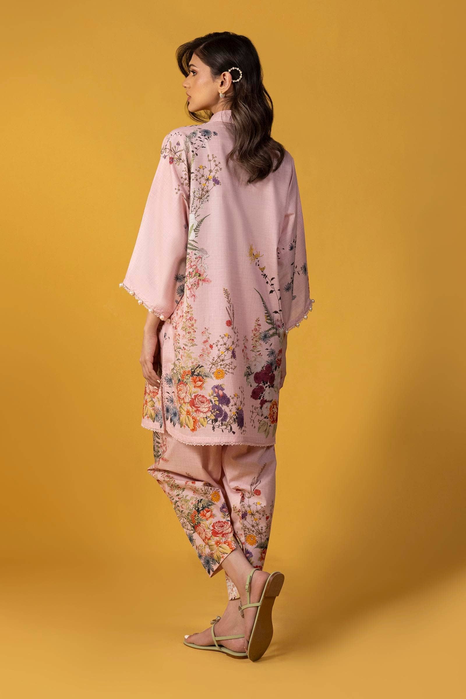 img_sana_safinaz_mahay_lawn_awwal_boutique