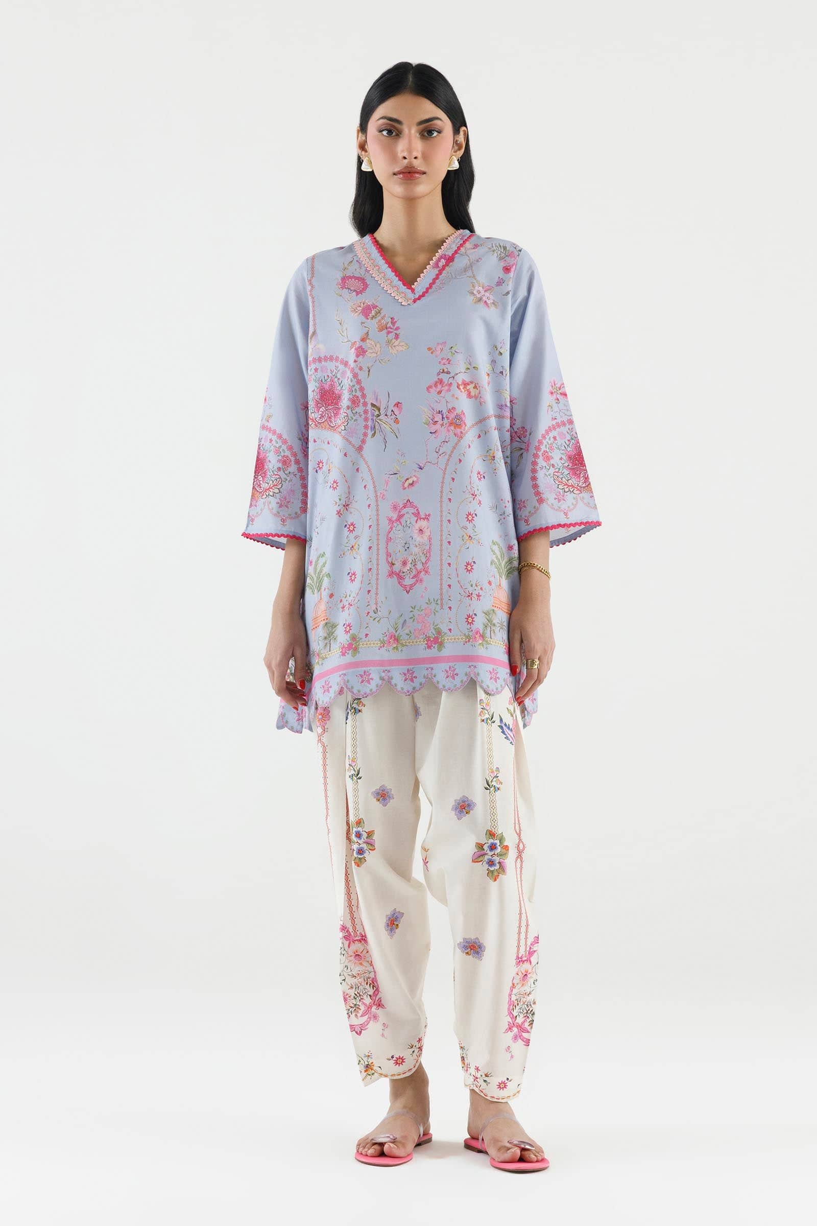 img_mahay_by_sana_safinaz_lawn_awwal_boutique